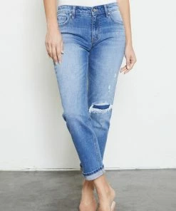 KanCan MID RISE BOYFRIEND CAPRI