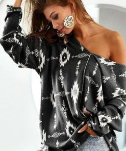 BiBi Accessories Aztec Print Brushed Knit Out Stitching Detail Top