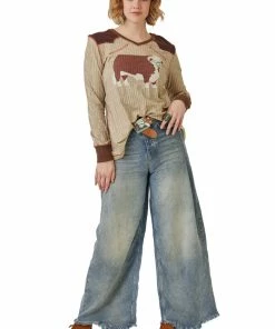 Double D Hereford Sweater Top