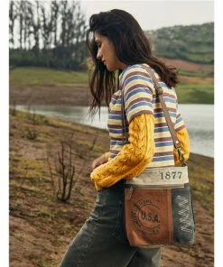 Myra Bag Wenge Shoulder Bag