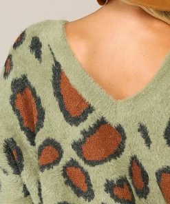 GiGio Leopard Pattern V-Neck Soft Sweater Top Blouses