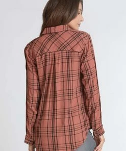 Dear John Ladies Desert Clay Star Shirt