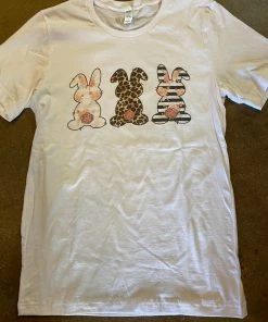 Kissed Ladies 3 Bunnies-TShirt