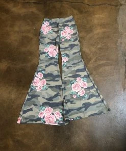 LILYPAD Ladies Camo And Rose Knit Bell Bottoms