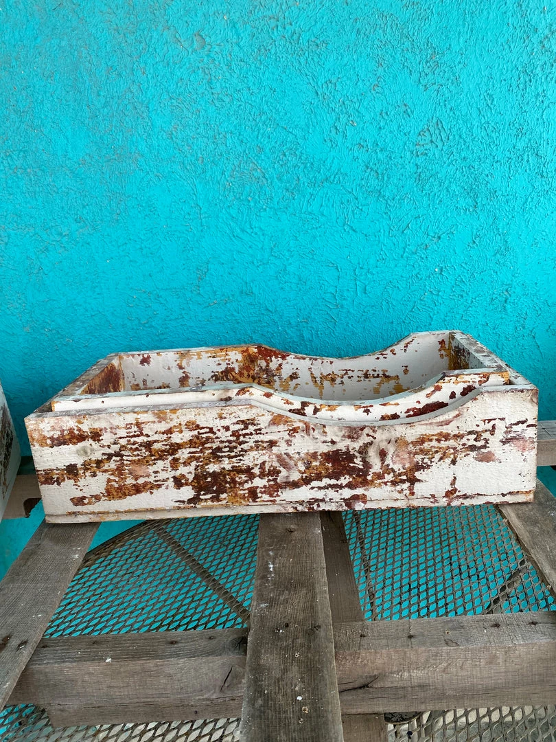 Tha Wholesale Guy Decor Assorted Chippy Wood Box