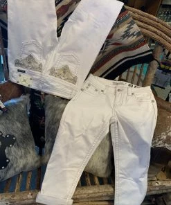 Sale ~ Miss Me White Boyfriend Capris Ladies