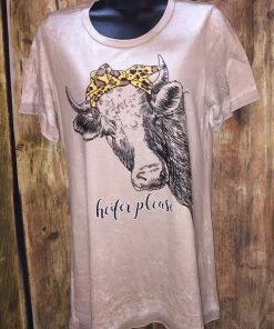 JJs Designs Heifer Please - T-Shirt
