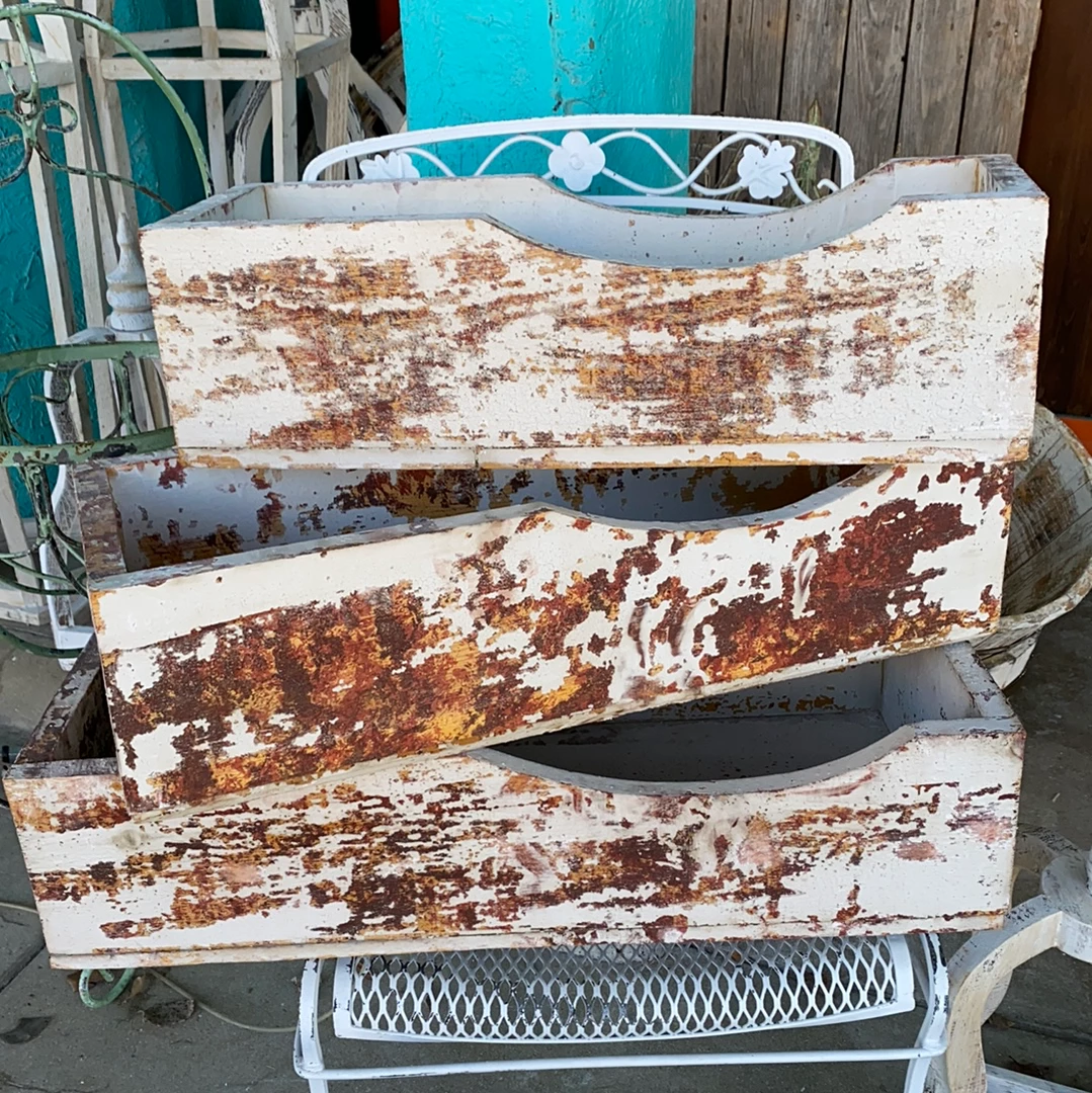 Tha Wholesale Guy Decor Assorted Chippy Wood Box