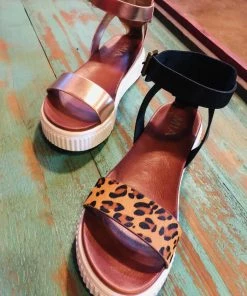 Mia Shoes Platform Sandals