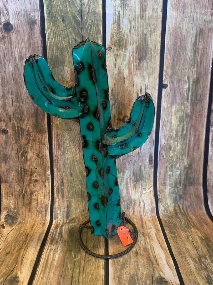 J Casa Decor Metal Cactus