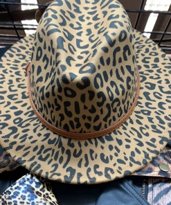 Suzie Q Winter British Style Woolen Jazz Top Hat-Leopard Accessories