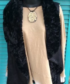 JJs Designs & Boutique Dusters - Kimonos Montanaco Reversible Fur Vest