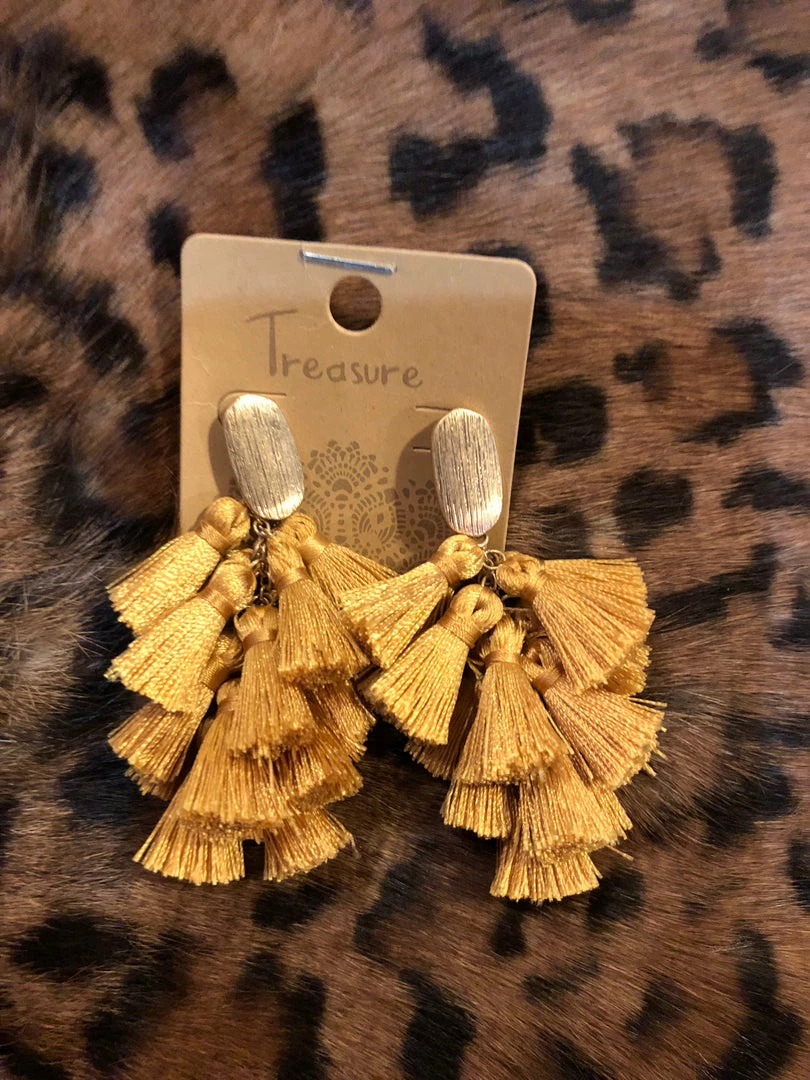 Treasure Accessories Mustard Cluster Thread Earrings