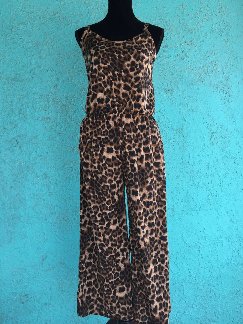 JJs Designs Cheetah Print Jumper