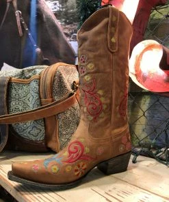 Boots Lane Groovy Girl LB0026C