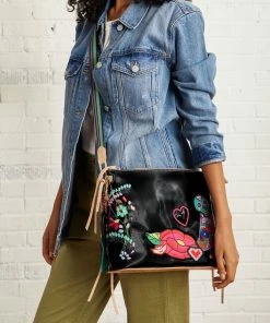 Poppy Downtown Crossbody By Consuela