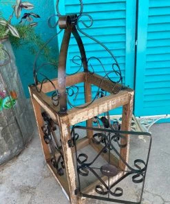 Duitman's Wholesale Wood Distressed Lantern Accessories