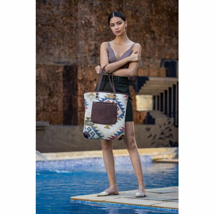 Myra-Mellifluous Spring Tote